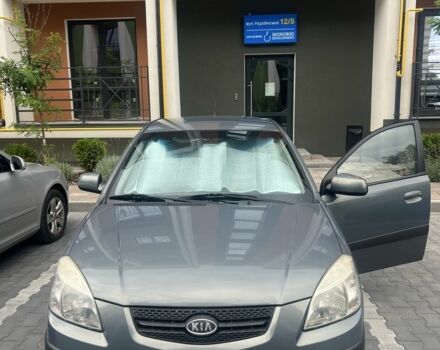 Сірий Кіа Ріо, об'ємом двигуна 1.4 л та пробігом 290 тис. км за 4508 $, фото 1 на Automoto.ua
