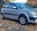 Серый Киа Рио, объемом двигателя 1.6 л и пробегом 176 тыс. км за 5700 $, фото 4 на Automoto.ua