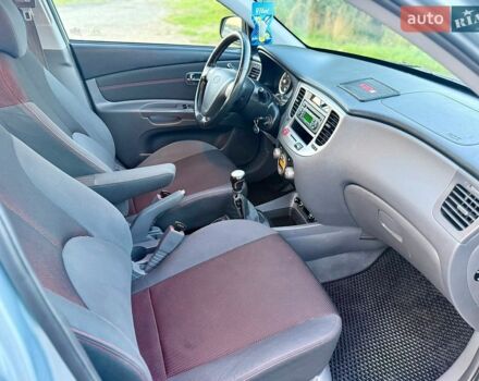 Серый Киа Рио, объемом двигателя 1.5 л и пробегом 279 тыс. км за 4550 $, фото 19 на Automoto.ua
