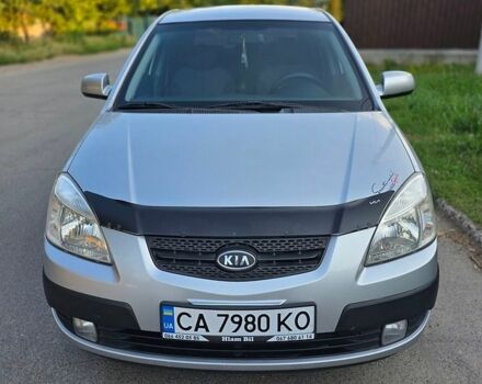 Сірий Кіа Ріо, об'ємом двигуна 1.4 л та пробігом 288 тис. км за 4100 $, фото 1 на Automoto.ua
