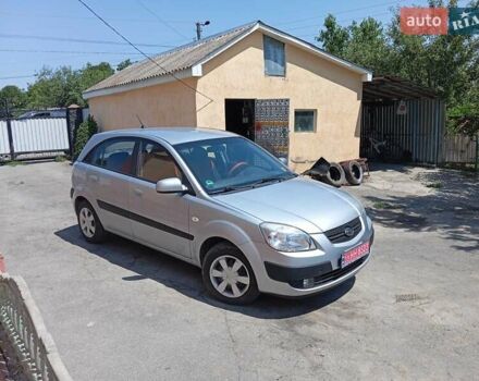 Серый Киа Рио, объемом двигателя 0 л и пробегом 127 тыс. км за 4800 $, фото 7 на Automoto.ua