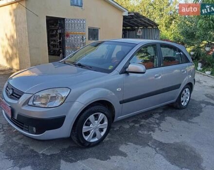 Серый Киа Рио, объемом двигателя 0 л и пробегом 127 тыс. км за 4800 $, фото 3 на Automoto.ua