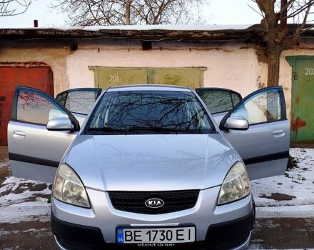 Серый Киа Рио, объемом двигателя 1.4 л и пробегом 1470 тыс. км за 5500 $, фото 6 на Automoto.ua