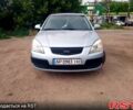 Серый Киа Рио, объемом двигателя 1.4 л и пробегом 161 тыс. км за 4500 $, фото 5 на Automoto.ua