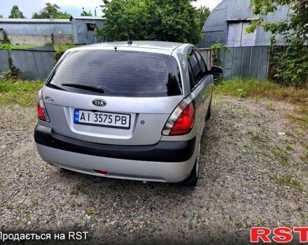 Серый Киа Рио, объемом двигателя 1.4 л и пробегом 187 тыс. км за 5600 $, фото 2 на Automoto.ua