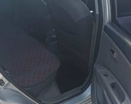 Серый Киа Рио, объемом двигателя 1.4 л и пробегом 214 тыс. км за 5600 $, фото 4 на Automoto.ua