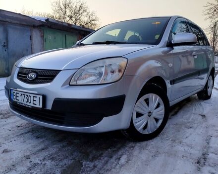 Серый Киа Рио, объемом двигателя 1.4 л и пробегом 1470 тыс. км за 5500 $, фото 9 на Automoto.ua