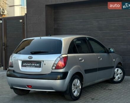 Серый Киа Рио, объемом двигателя 1.4 л и пробегом 149 тыс. км за 5699 $, фото 7 на Automoto.ua