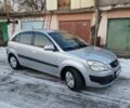 Серый Киа Рио, объемом двигателя 1.4 л и пробегом 147 тыс. км за 5500 $, фото 18 на Automoto.ua