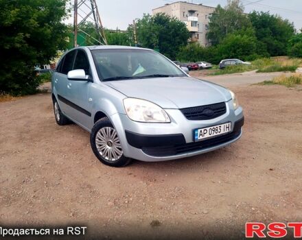 Серый Киа Рио, объемом двигателя 1.4 л и пробегом 161 тыс. км за 4500 $, фото 2 на Automoto.ua