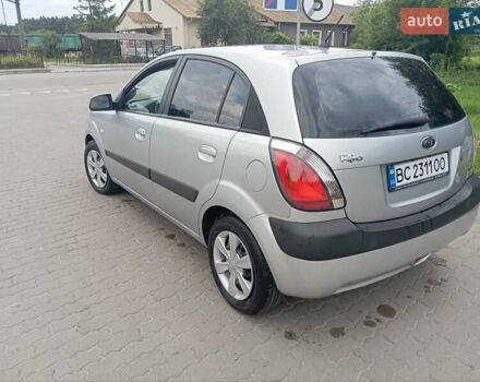 Серый Киа Рио, объемом двигателя 1.4 л и пробегом 147 тыс. км за 4700 $, фото 1 на Automoto.ua