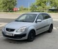 Серый Киа Рио, объемом двигателя 1.4 л и пробегом 144 тыс. км за 4500 $, фото 1 на Automoto.ua