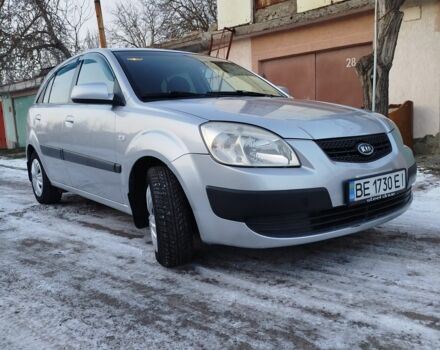 Серый Киа Рио, объемом двигателя 1.4 л и пробегом 147 тыс. км за 5500 $, фото 22 на Automoto.ua