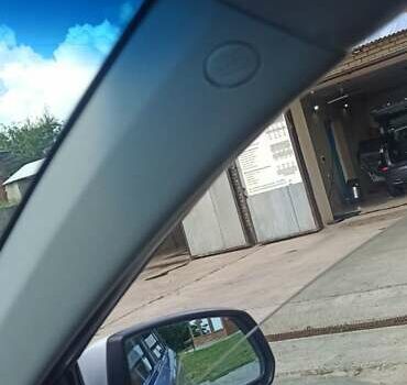 Серый Киа Рио, объемом двигателя 1.4 л и пробегом 214 тыс. км за 5600 $, фото 7 на Automoto.ua