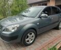Серый Киа Рио, объемом двигателя 1.4 л и пробегом 315 тыс. км за 4100 $, фото 4 на Automoto.ua