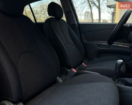 Серый Киа Рио, объемом двигателя 1.4 л и пробегом 149 тыс. км за 5699 $, фото 11 на Automoto.ua