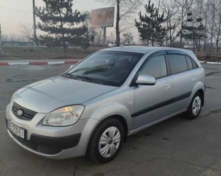 Сірий Кіа Ріо, об'ємом двигуна 1.4 л та пробігом 147 тис. км за 5500 $, фото 9 на Automoto.ua