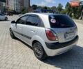 Серый Киа Рио, объемом двигателя 1.4 л и пробегом 259 тыс. км за 5850 $, фото 14 на Automoto.ua