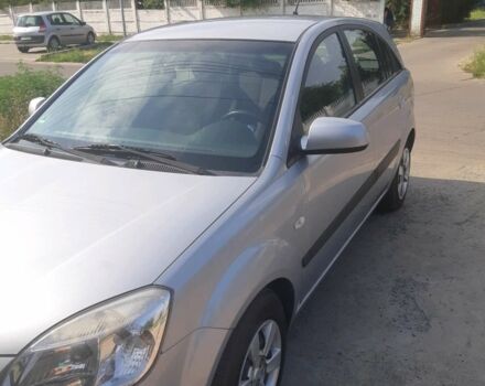 Серый Киа Рио, объемом двигателя 1.4 л и пробегом 166 тыс. км за 6000 $, фото 7 на Automoto.ua
