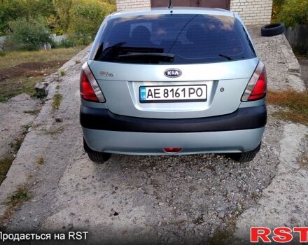Серый Киа Рио, объемом двигателя 1.4 л и пробегом 225 тыс. км за 4500 $, фото 8 на Automoto.ua