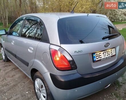 Сірий Кіа Ріо, об'ємом двигуна 1.4 л та пробігом 148 тис. км за 4950 $, фото 1 на Automoto.ua