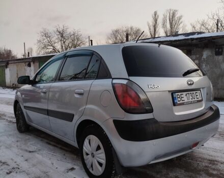 Серый Киа Рио, объемом двигателя 1.4 л и пробегом 147 тыс. км за 5500 $, фото 15 на Automoto.ua