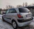 Серый Киа Рио, объемом двигателя 1.4 л и пробегом 147 тыс. км за 5500 $, фото 15 на Automoto.ua
