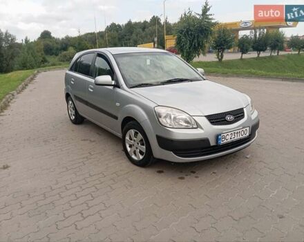 Серый Киа Рио, объемом двигателя 1.4 л и пробегом 147 тыс. км за 4700 $, фото 7 на Automoto.ua