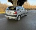 Серый Киа Рио, объемом двигателя 1.4 л и пробегом 400 тыс. км за 2700 $, фото 4 на Automoto.ua