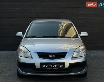 Серый Киа Рио, объемом двигателя 1.4 л и пробегом 149 тыс. км за 5699 $, фото 1 на Automoto.ua