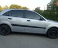 Сірий Кіа Ріо, об'ємом двигуна 1.4 л та пробігом 200 тис. км за 3700 $, фото 1 на Automoto.ua