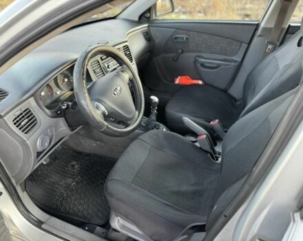 Серый Киа Рио, объемом двигателя 1.4 л и пробегом 400 тыс. км за 2700 $, фото 6 на Automoto.ua