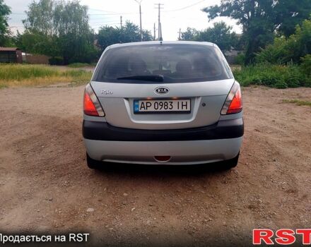 Серый Киа Рио, объемом двигателя 1.4 л и пробегом 161 тыс. км за 4500 $, фото 8 на Automoto.ua
