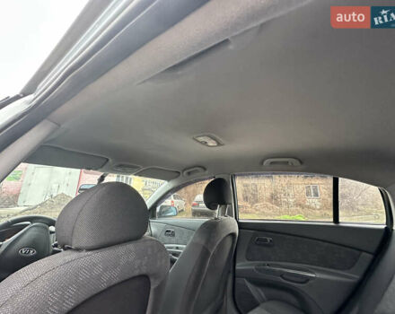 Серый Киа Рио, объемом двигателя 1.4 л и пробегом 223 тыс. км за 4700 $, фото 33 на Automoto.ua