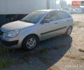 Сірий Кіа Ріо, об'ємом двигуна 1.4 л та пробігом 190 тис. км за 3900 $, фото 3 на Automoto.ua