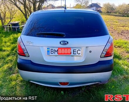 Серый Киа Рио, объемом двигателя 1.4 л и пробегом 220 тыс. км за 3800 $, фото 7 на Automoto.ua
