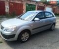 Сірий Кіа Ріо, об'ємом двигуна 1.4 л та пробігом 48 тис. км за 6000 $, фото 1 на Automoto.ua