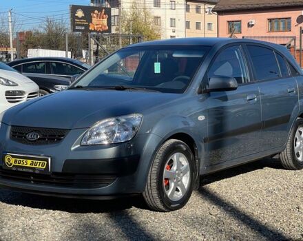 Серый Киа Рио, объемом двигателя 1.4 л и пробегом 149 тыс. км за 4999 $, фото 2 на Automoto.ua