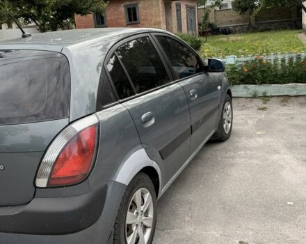 Сірий Кіа Ріо, об'ємом двигуна 1.4 л та пробігом 255 тис. км за 3897 $, фото 1 на Automoto.ua