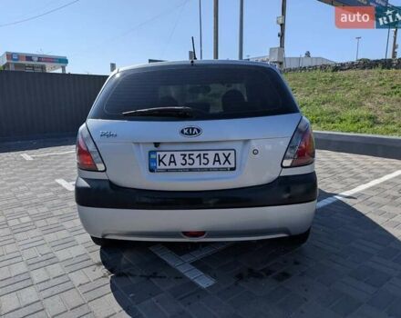 Серый Киа Рио, объемом двигателя 1.4 л и пробегом 177 тыс. км за 4650 $, фото 7 на Automoto.ua