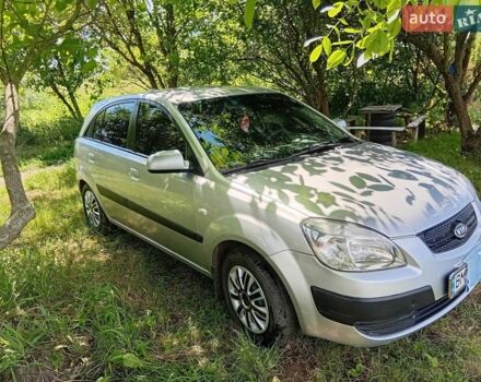 Серый Киа Рио, объемом двигателя 1.4 л и пробегом 220 тыс. км за 3699 $, фото 10 на Automoto.ua