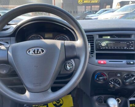 Серый Киа Рио, объемом двигателя 1.4 л и пробегом 149 тыс. км за 4999 $, фото 15 на Automoto.ua