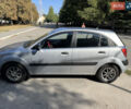 Сірий Кіа Ріо, об'ємом двигуна 1.4 л та пробігом 140 тис. км за 5300 $, фото 2 на Automoto.ua