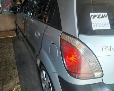 Сірий Кіа Ріо, об'ємом двигуна 1.4 л та пробігом 225 тис. км за 4100 $, фото 17 на Automoto.ua
