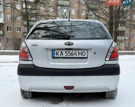 Сірий Кіа Ріо, об'ємом двигуна 1.34 л та пробігом 196 тис. км за 5300 $, фото 13 на Automoto.ua