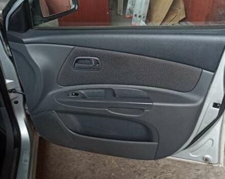 Серый Киа Рио, объемом двигателя 1.4 л и пробегом 220 тыс. км за 4200 $, фото 10 на Automoto.ua