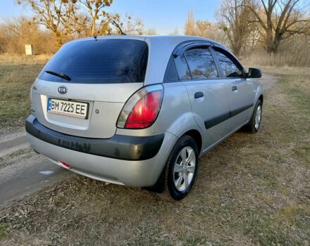 Сірий Кіа Ріо, об'ємом двигуна 1.4 л та пробігом 227 тис. км за 4000 $, фото 8 на Automoto.ua