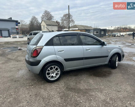 Серый Киа Рио, объемом двигателя 1.4 л и пробегом 223 тыс. км за 4700 $, фото 12 на Automoto.ua