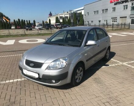 Серый Киа Рио, объемом двигателя 1.4 л и пробегом 87 тыс. км за 6800 $, фото 2 на Automoto.ua