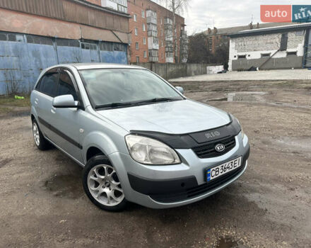 Серый Киа Рио, объемом двигателя 1.4 л и пробегом 223 тыс. км за 4700 $, фото 1 на Automoto.ua